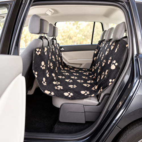 TRIXIE achterbankdeken met fleece — 145 × 140 cm — in een auto